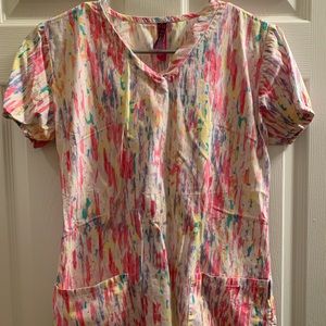 Women’s scrub top